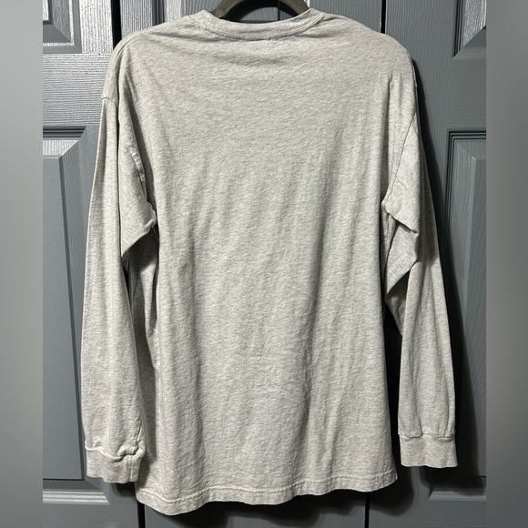 🖤🩷LOVE PINK Sequins Long Sleeve Tee🩷🖤 - Picture 2 of 2